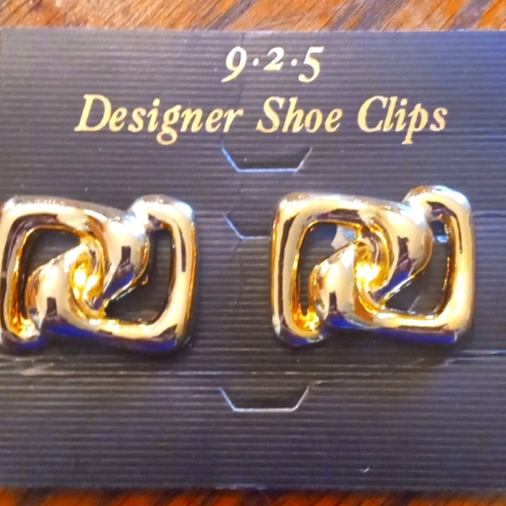 9•2•5 Designer Shoe Clips Gold-tone